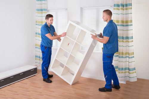 Local Wimbledon household using mobile self storage during a move